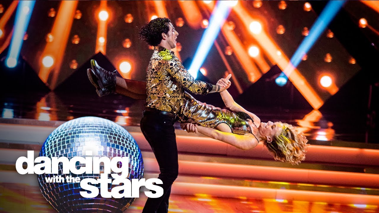 Julie Vermeire en Pasquale smijten zich opnieuw in golden freestyle | Dancing with the Stars