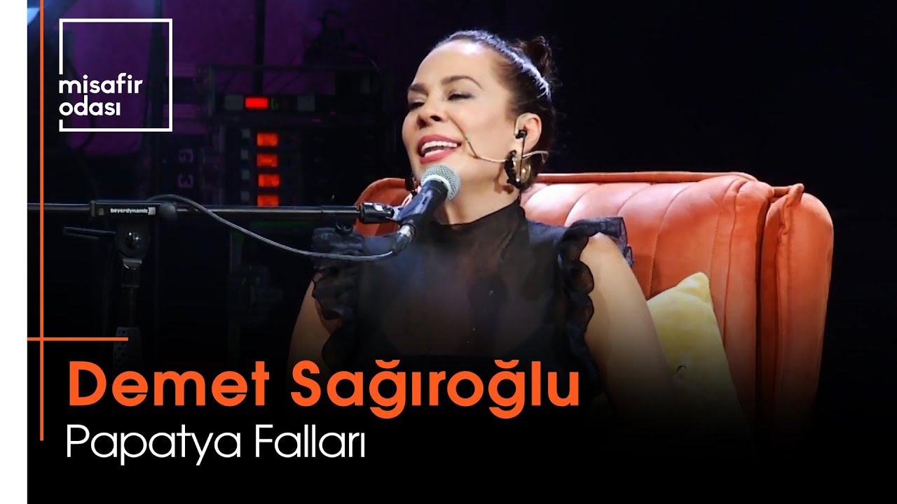 Demet Sağıroğlu - Papatya Falları (Misafir Odası)