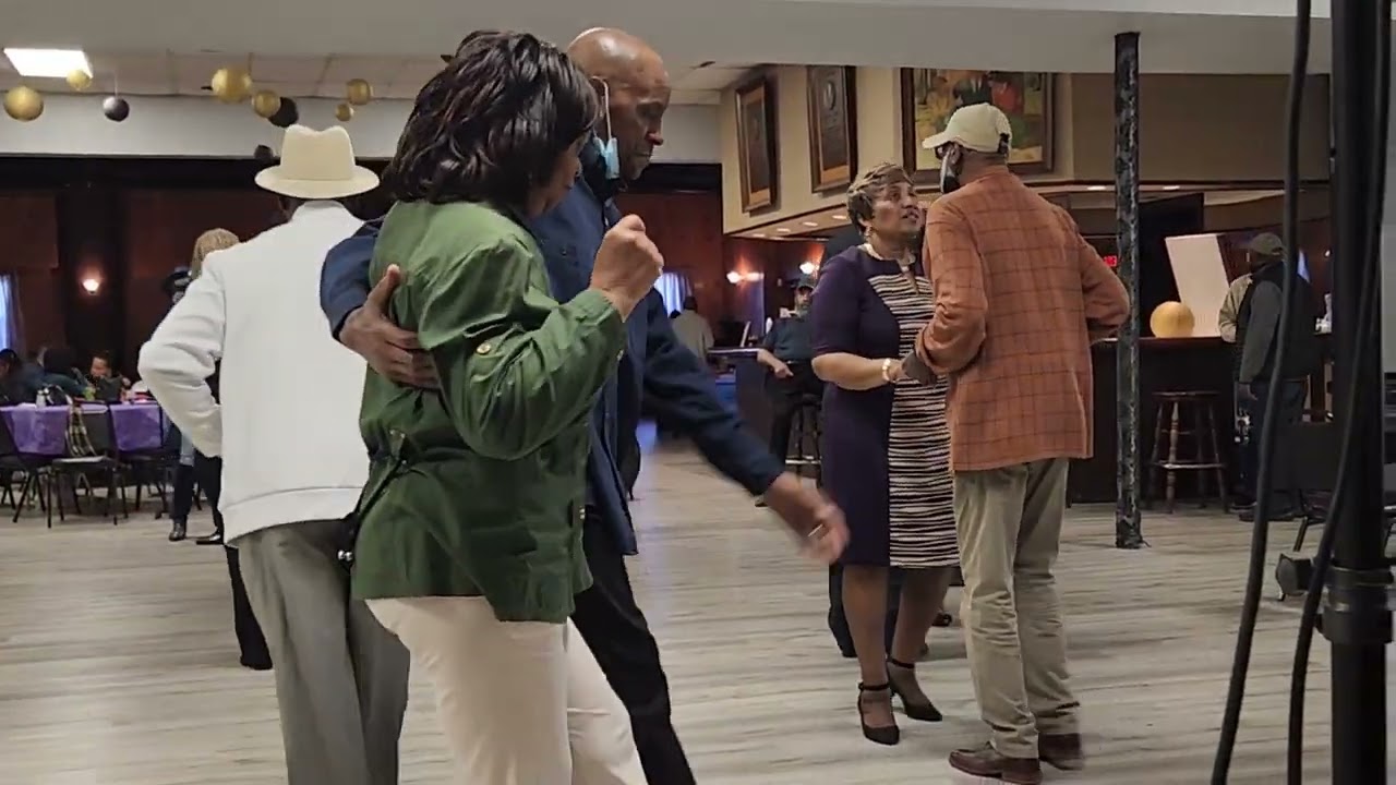 DMV Senior Hand Dancers Channel don't forget to subscribe Fun! Fun!