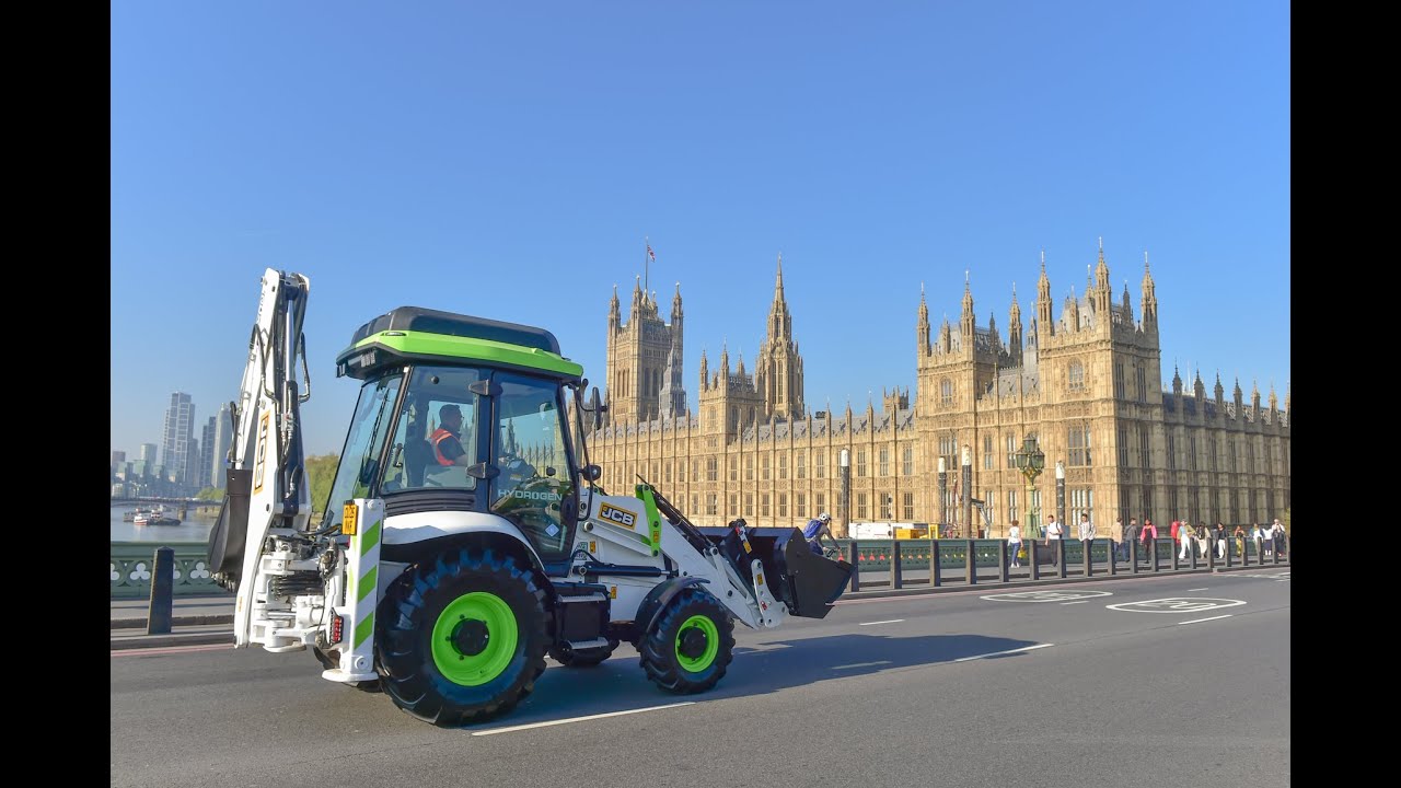 HISTORIC DAY AS HYDROGEN DIGGERS GET GREEN LIGHT TO USE UK ROADS