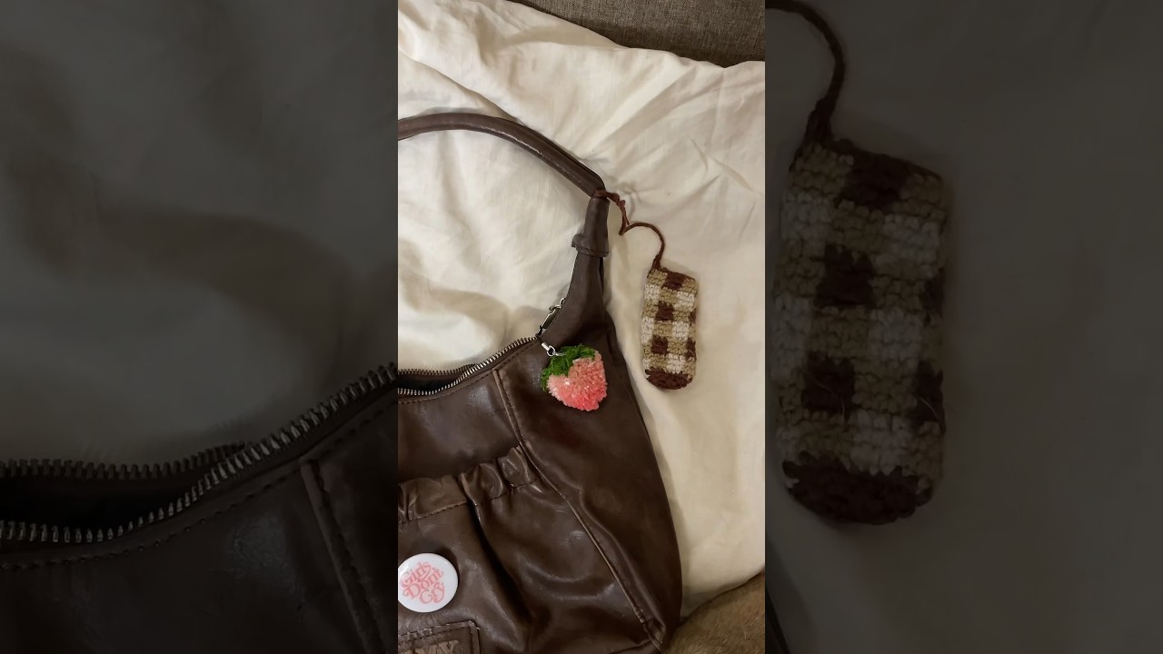 DIY strawberry keychain🍓✨