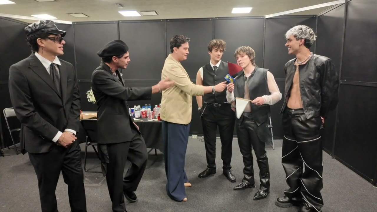 CD9 "Si es CELOSA es GREEN FLAG porque me cuida"