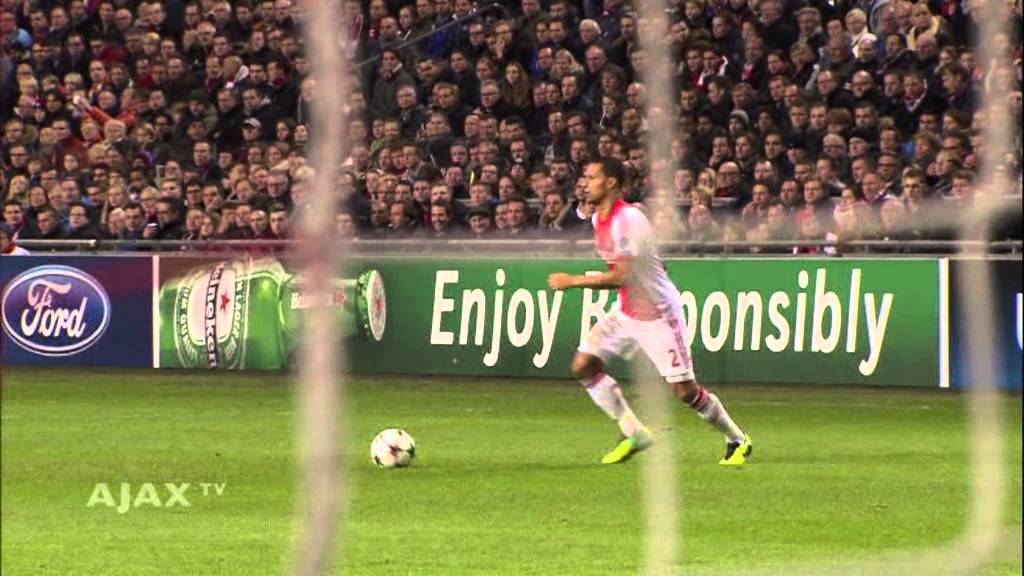 Ajax defeats FC Barcelona in style