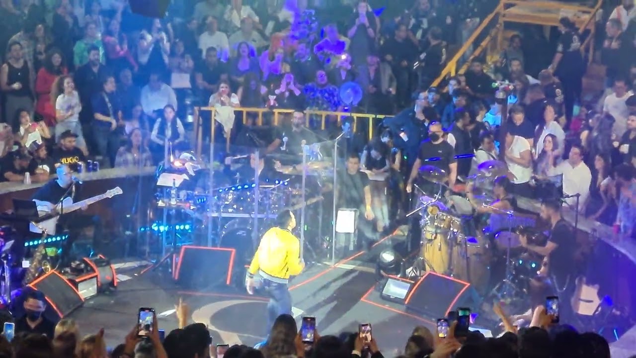 Me muero - Carlos Rivera - Palenque Fiestas de Octubre - 2022