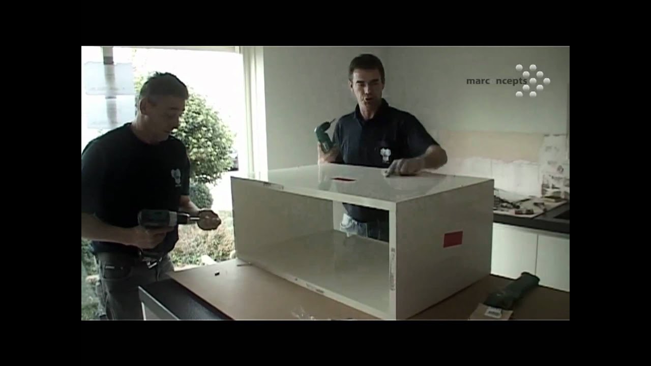 montage en installatie van een nieuwe keuken, een videoverslag