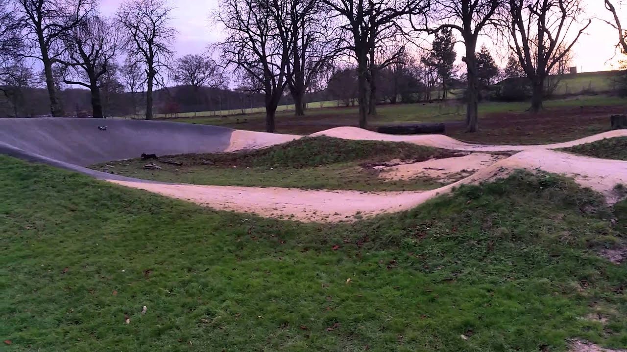 Kyosho mp9 tki3 testing some jumps