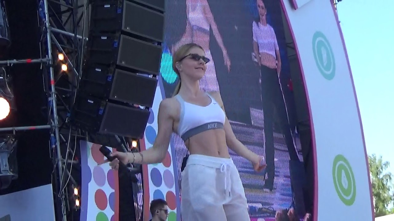 Юлианна Караулова(