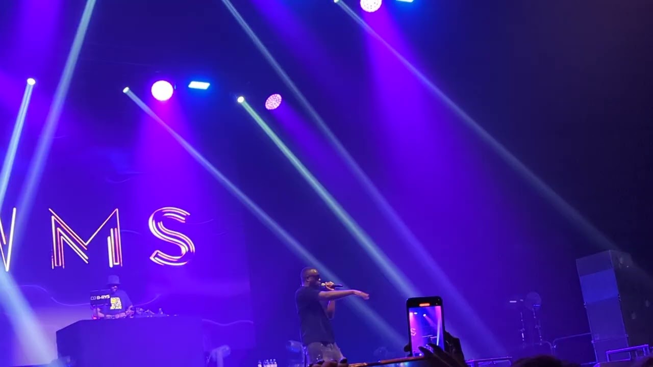 Maitre Gims - Désolé / Ma direction - LIVE Afas live Amsterdam juni 2025
