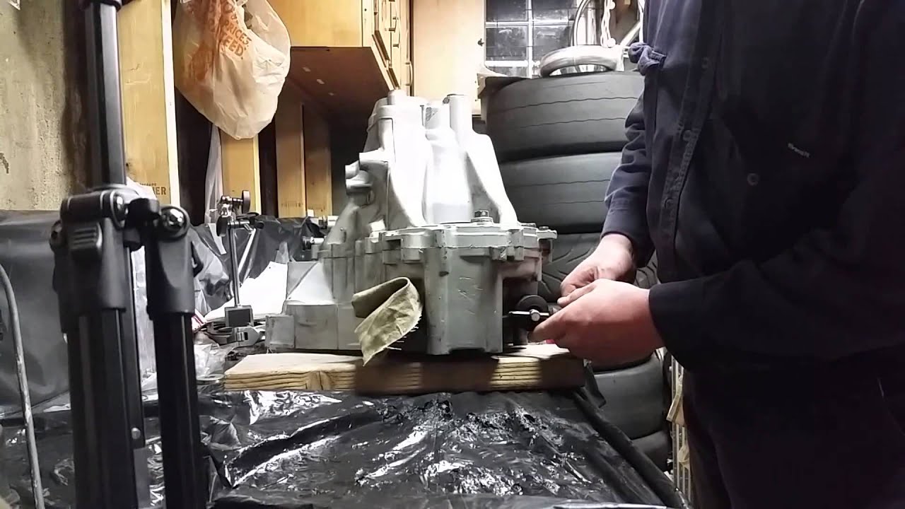 B-series Transmission Assembly Part 3