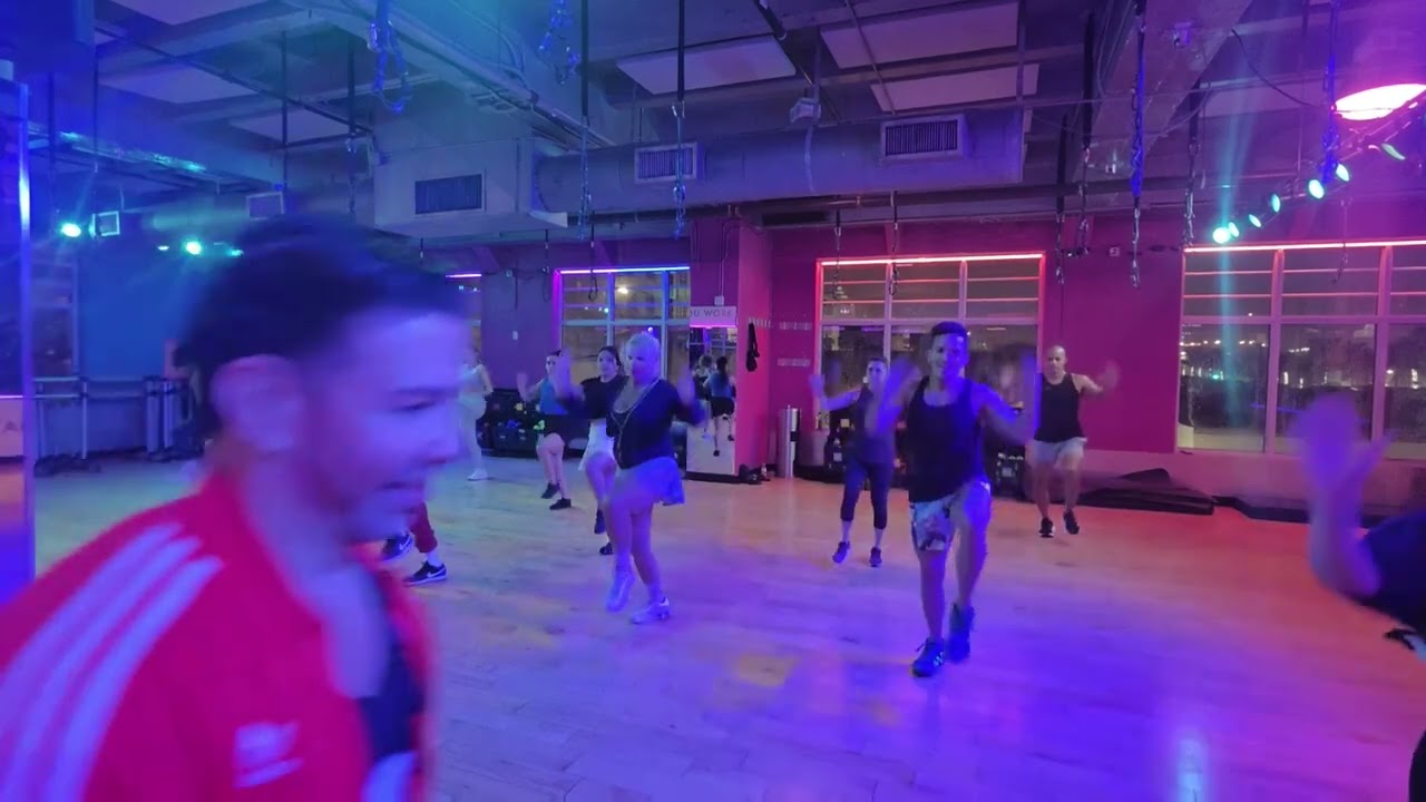 I Gotta Feeling (Dave Guetta FMIF Remix) [Mixed] Black Eyed Peas - dancing 12 ene 2026