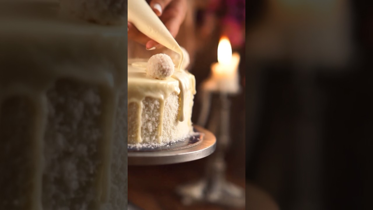 That&rsquo;s How A Cake Video Is Shoot 😻 #reels #viralreels #youtubeshorts #editor #kitchen #cakes