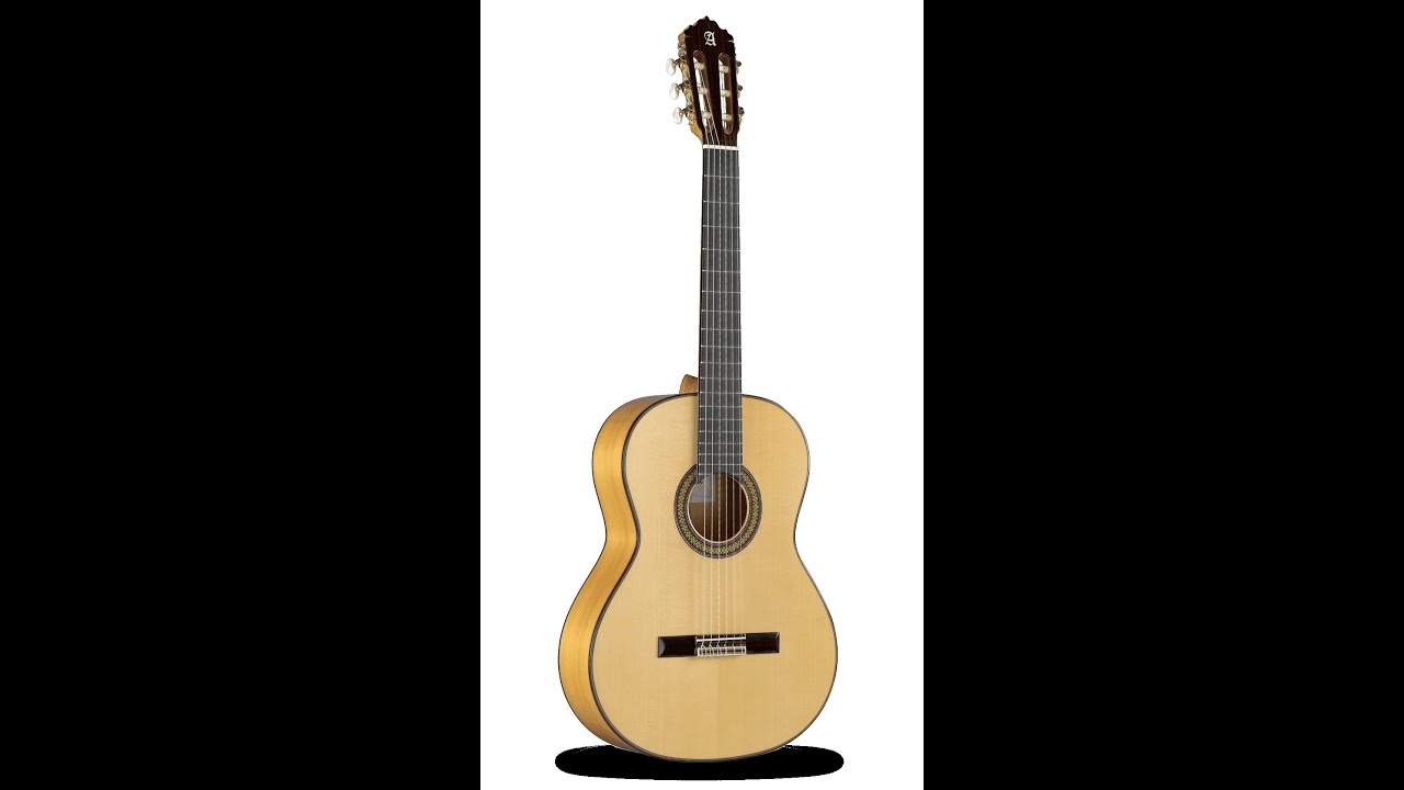 Guitarra Alhambra 7 Fc es una guitarra flamenca blanca con un hermoso ciprés macizo en aros y fondo.