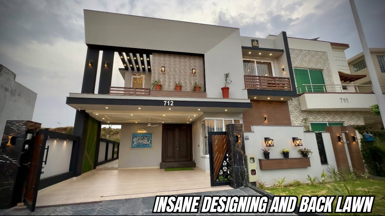 16 Marla PANTHEON HOUSE with Elevated Porch on HILL-TOP For Sale in Bahria Islamabad
