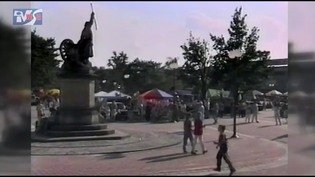 TARNOBRZEG 1998 - UROCZYSTE OTWARCIE PLACU BARTOSZA GŁOWACKIEGO