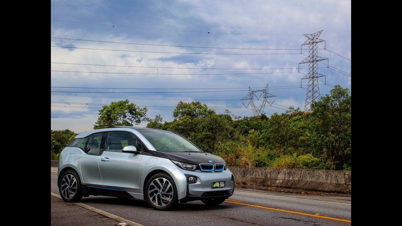 Testamos o BMW i3 - Falando de Carro