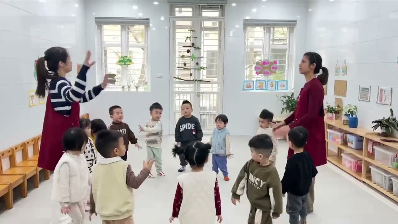 Bambini BiBi 1 _ Vận động tại lớp _ Quê hương tươi đẹp