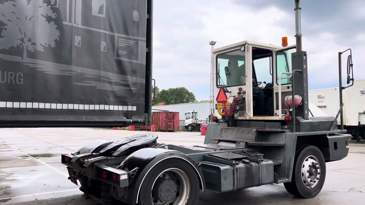 Terberg YT180 Terminal Truck - Year: 2002 (Refnr. BC150)