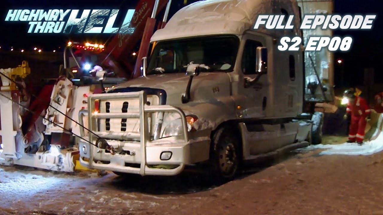 Wreck Blocks MAJOR Exit on The Highway | Full Episode | S2 EP08 | Highway Thru Hell