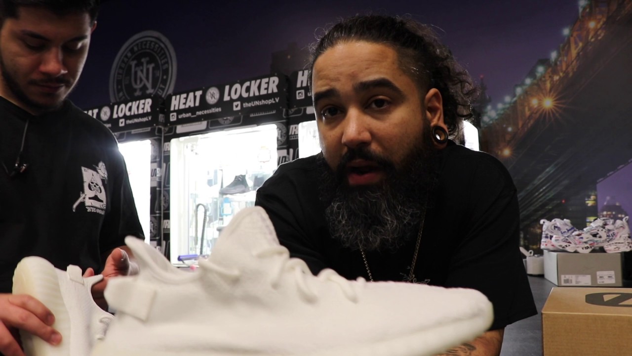 Yeezy 350 v2 Cream White Unboxing