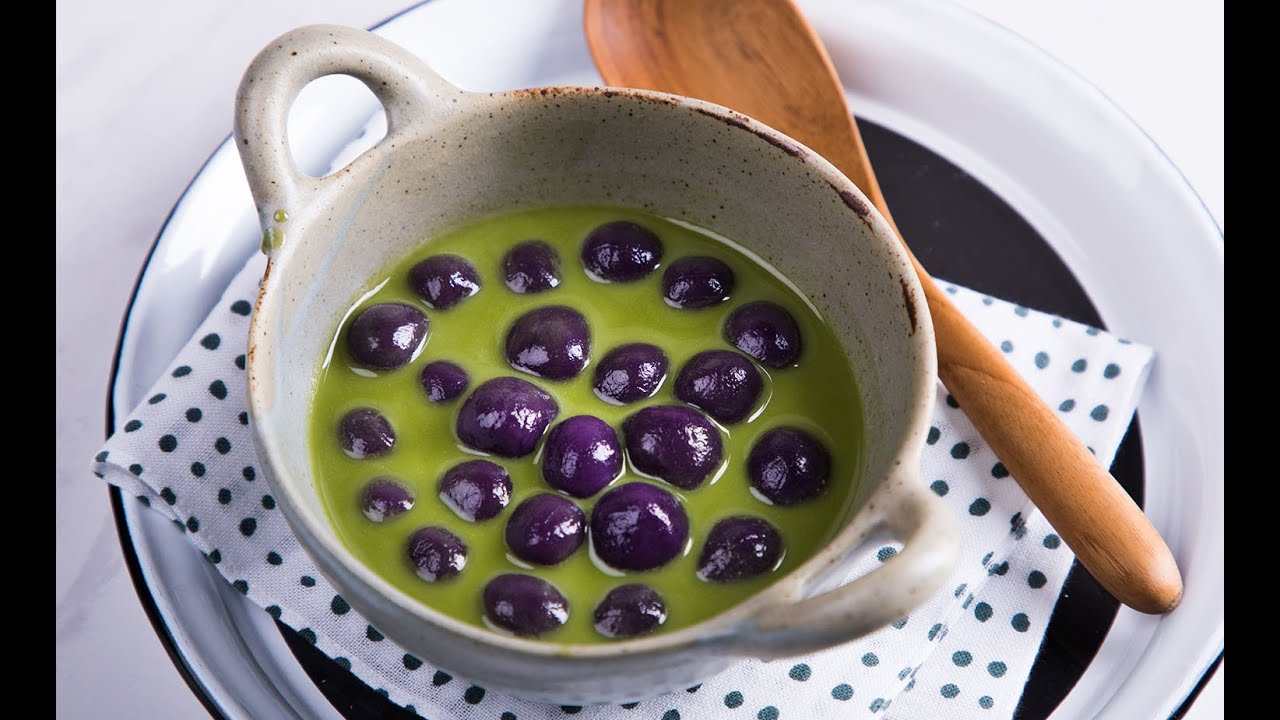 บัวลอยมันม่วงกะทิชาเขียว Purple Yam Bua Loy in Matcha Coconut Milk : พลพรรคนักปรุง