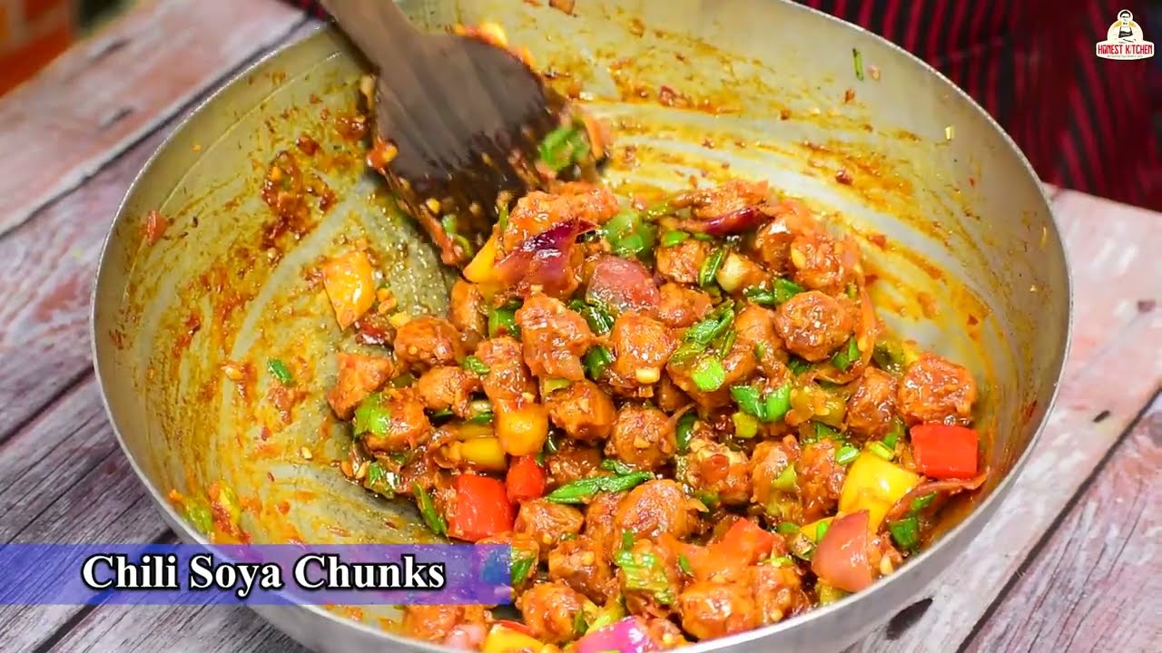 स्ट्रीट स्टाइल चिली सोया चंक्स की सीक्रेट रेसिपी | Street Style Chilly Soya Chunks | Honest Kitchen