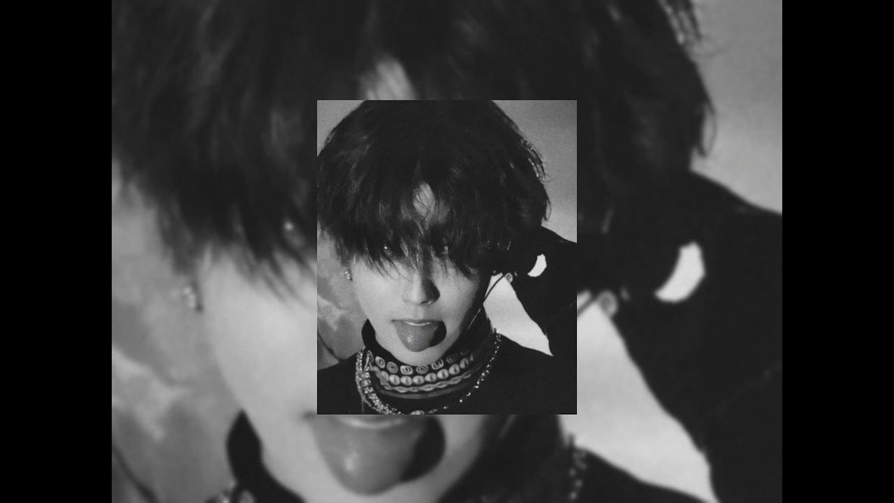 Stray kids - MEGAVERSE ( sped up ver )