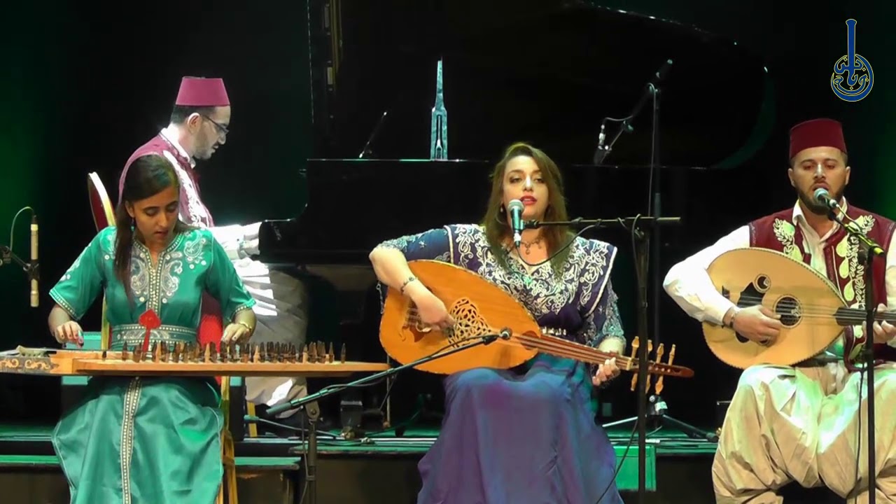 Association Ibn Badja de Mostaganem à l'Opéra d'Alger