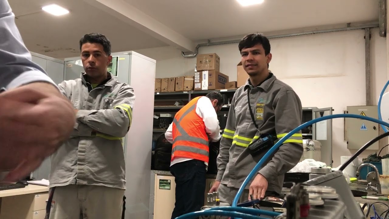 Vídeo 2 treinamento posicionadores Smar FY301 e 401.
