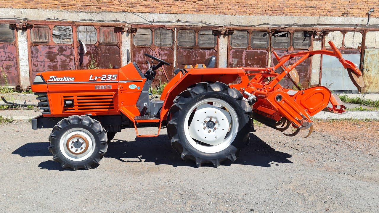 KUBOTA L1-235  - продан