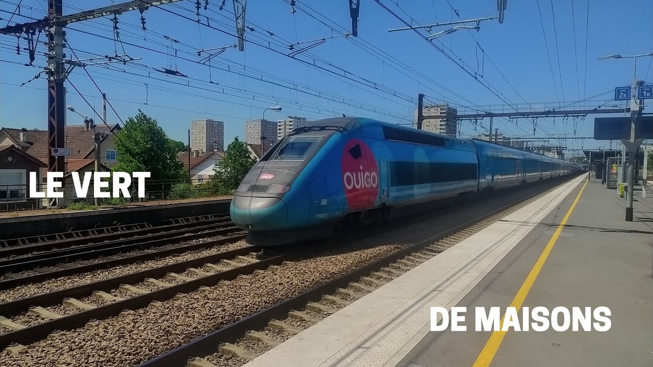 Des trains corails, RER et plein de TGV en gare du Vert de Maisons