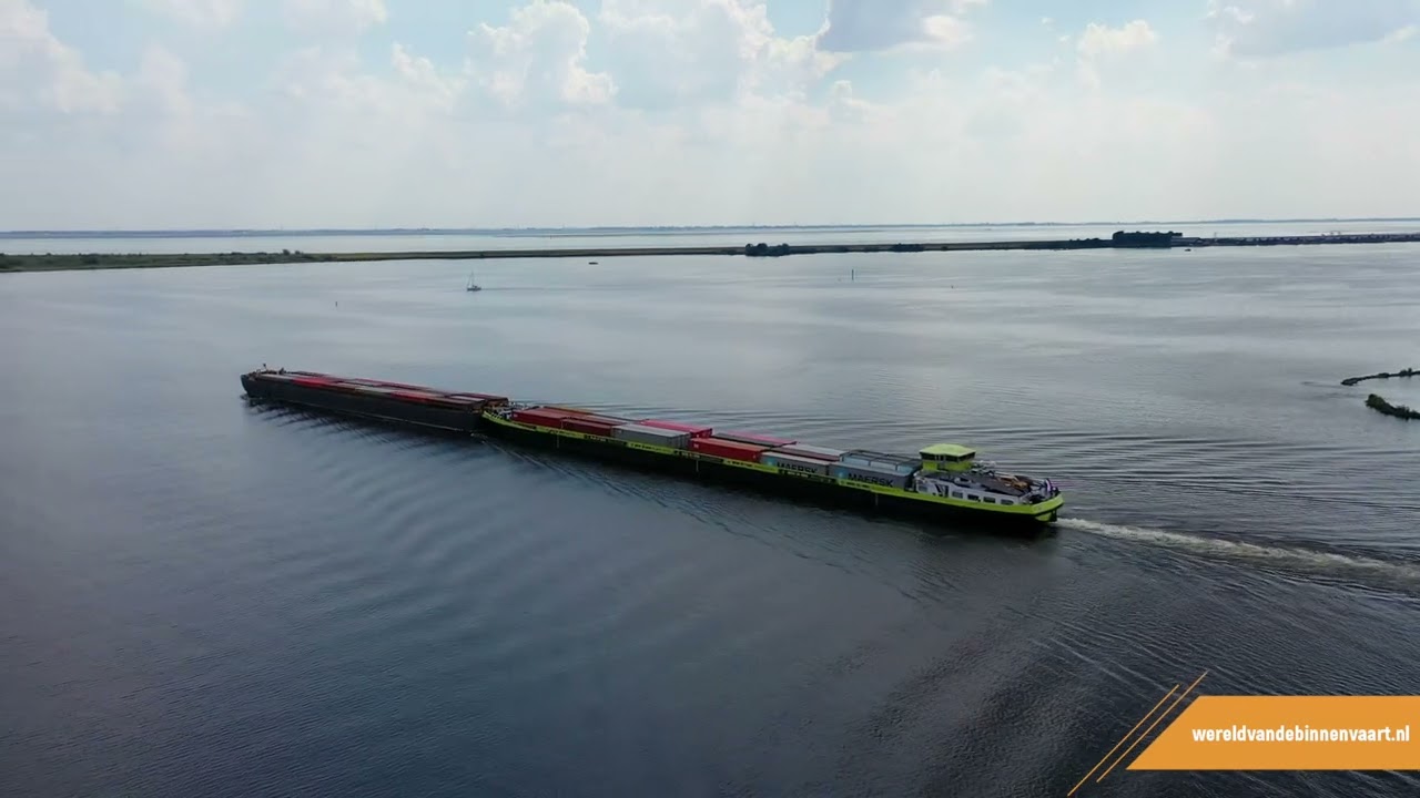 Waterstof barge 1 | Binnenvaart | shipspotting | bron Tc Boudeling