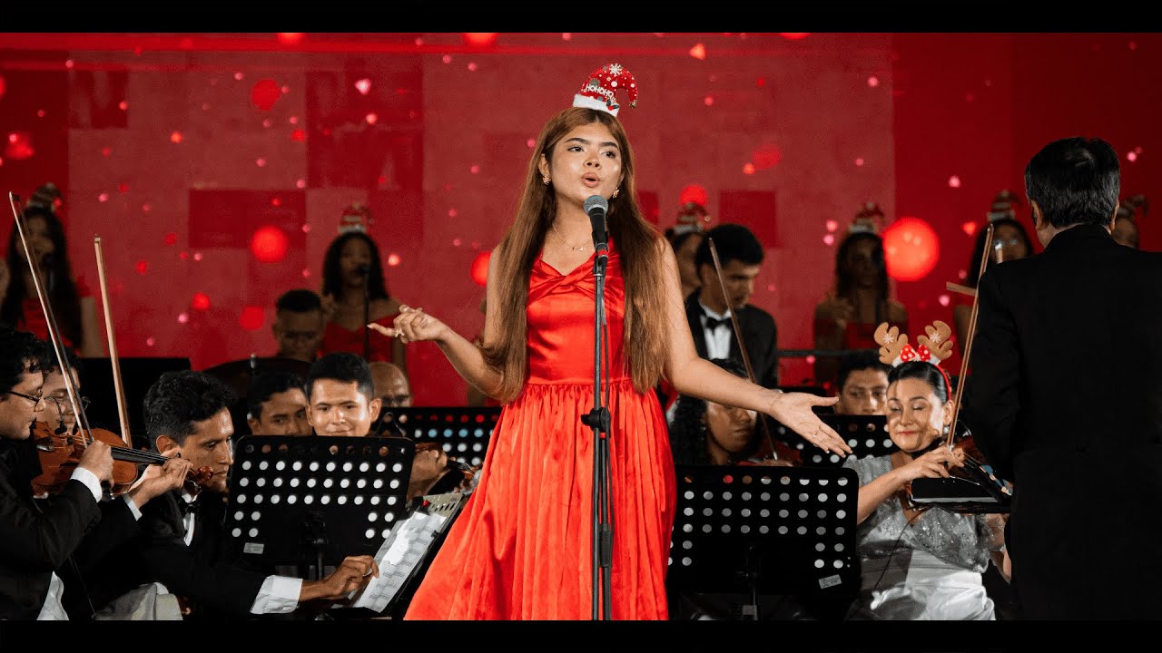 Coro Agnusingers, Orquesta Sinfónica de Bolívar - All I Want For Christmas Is You (En La Serrezuela)