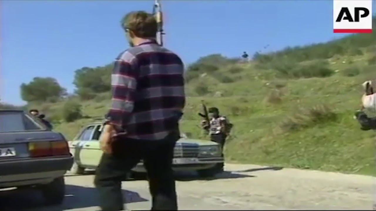 Historiku i Band&euml;s s&euml; Lushnjes | ABC News