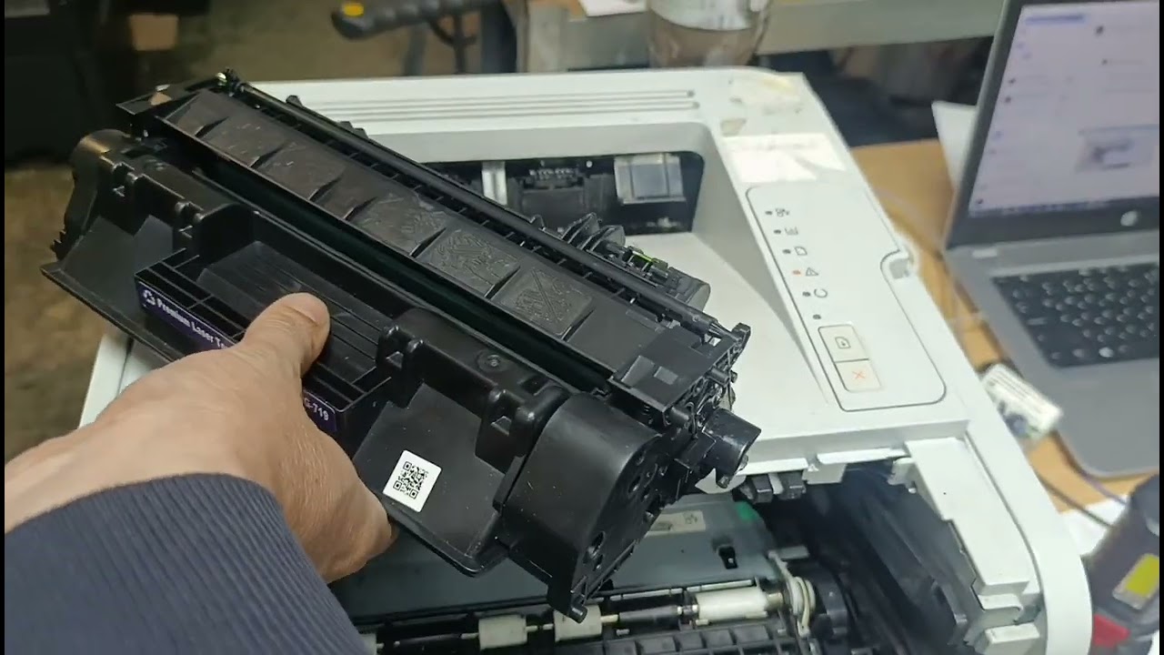 Hp lj 2055 не влазит картридж