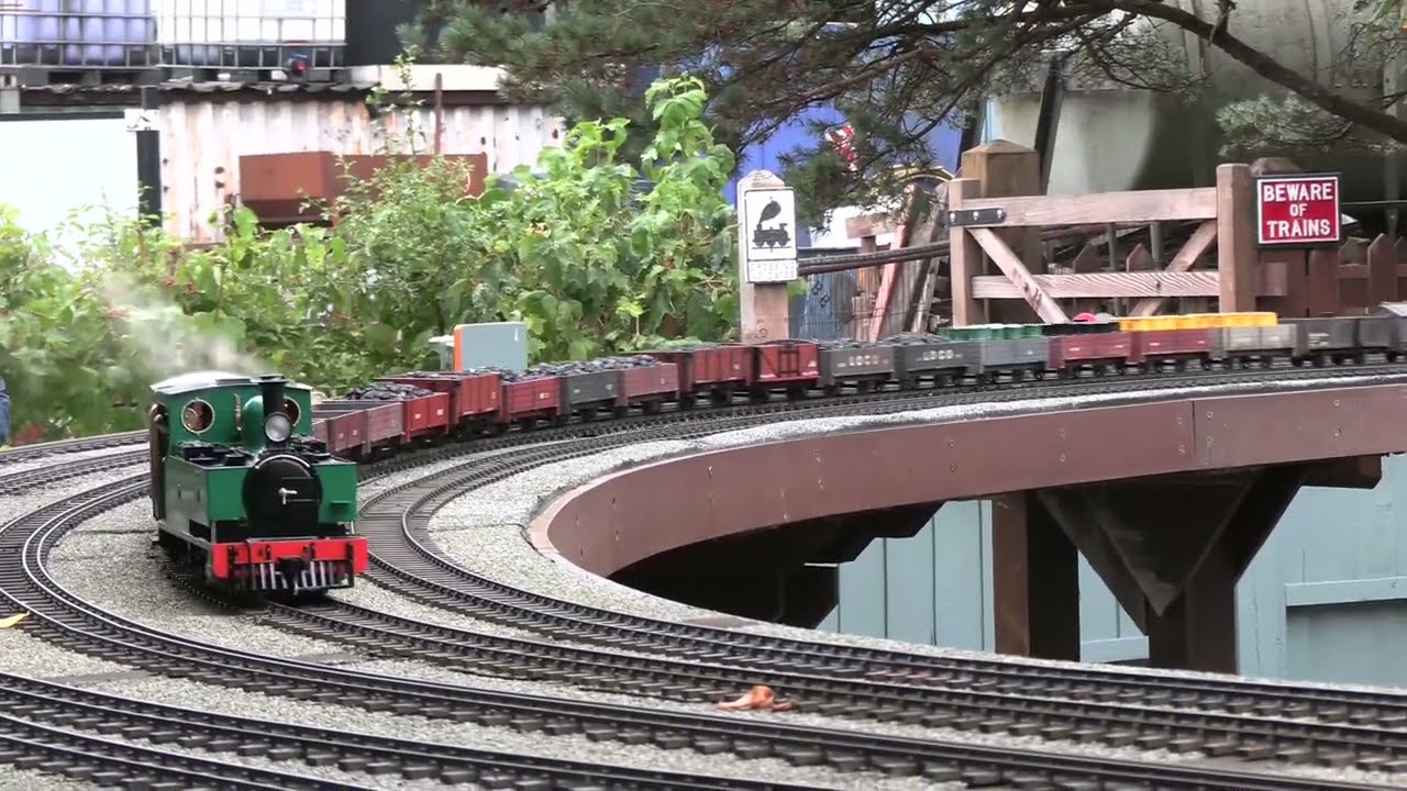 Model Railway at the South Devon Garden Railway Group 
