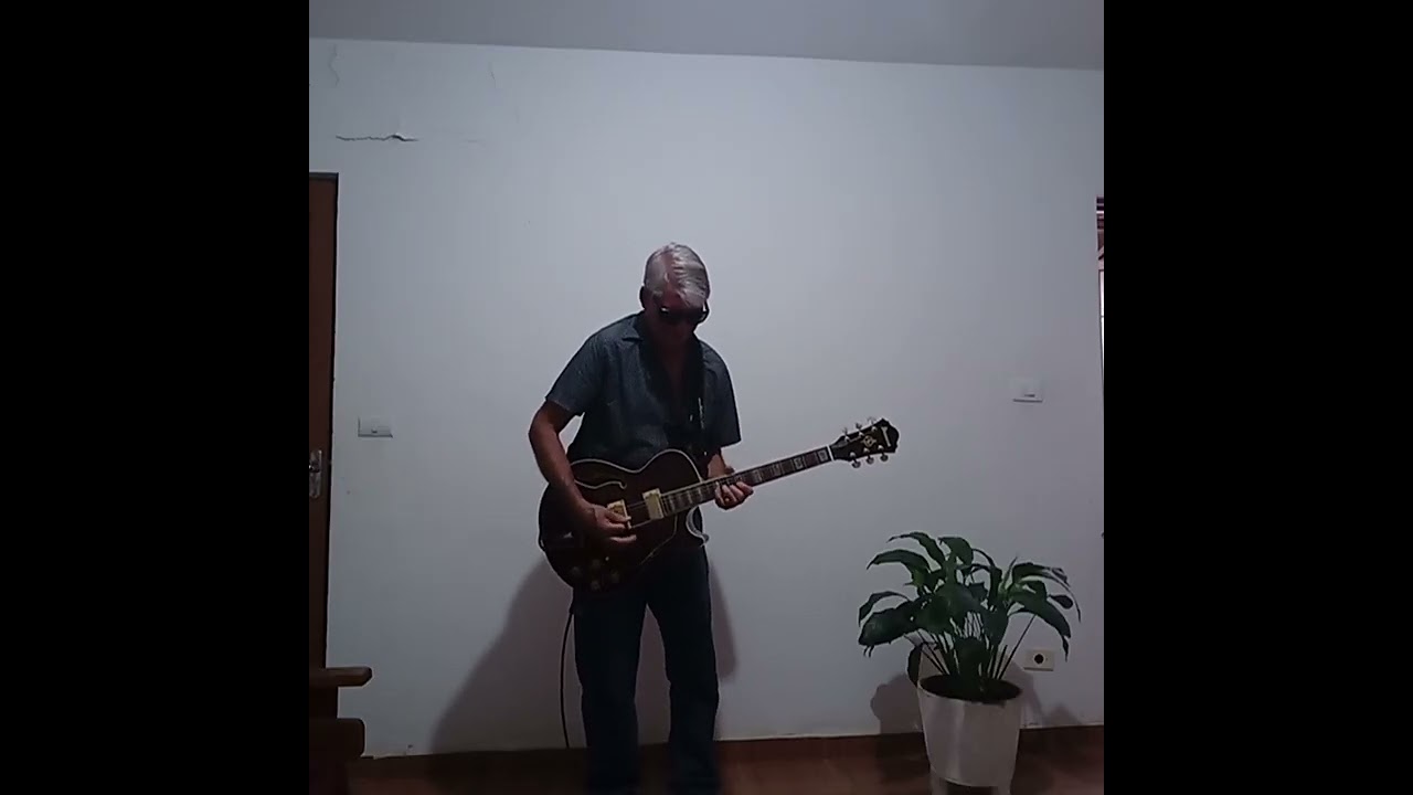 Quando o amor é maior que uma canção : música instrumental de Paulo Salvador 