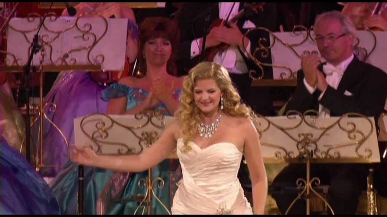 In mir klingt ein Lied Andre Rieu and sung by Mirusia HD1080