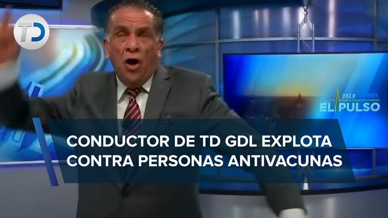 Él es Leonardo Schwebel, conductor de Telediario que 'explotó' contra antivacunas