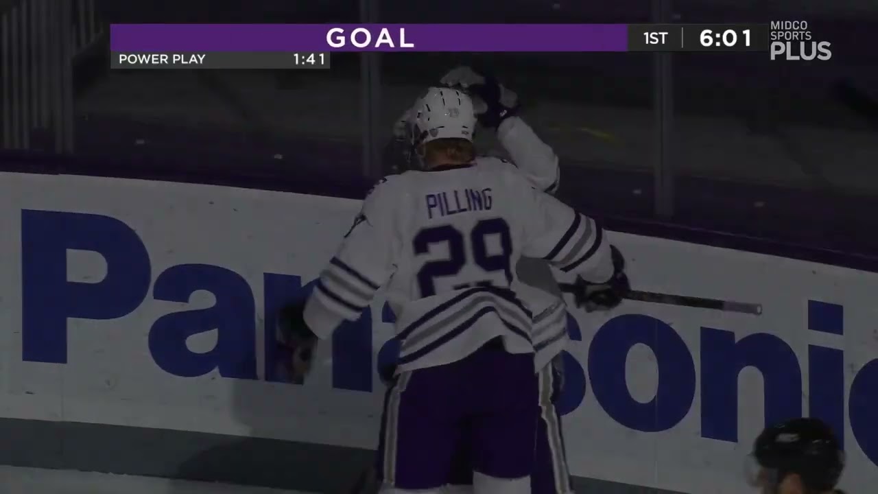 2025-26 CCHA Defensive Forward of the Year: Lucas Wahlin