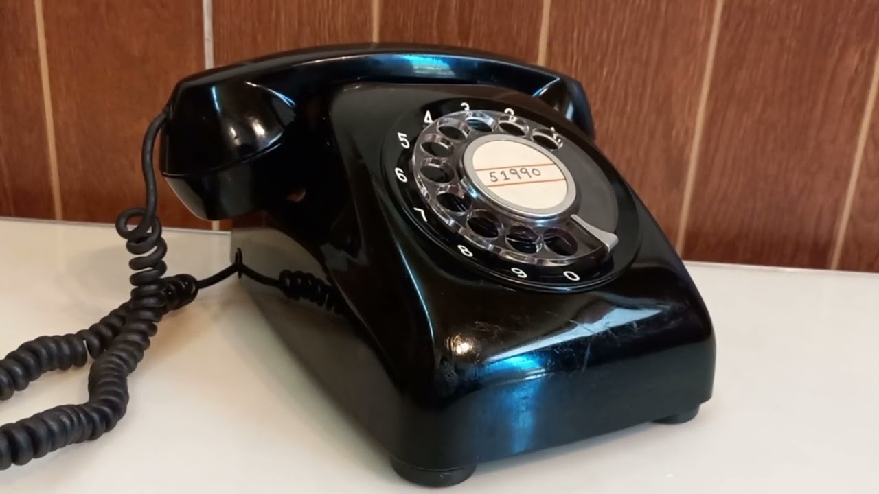 vintage 1960s Dialer Telephone