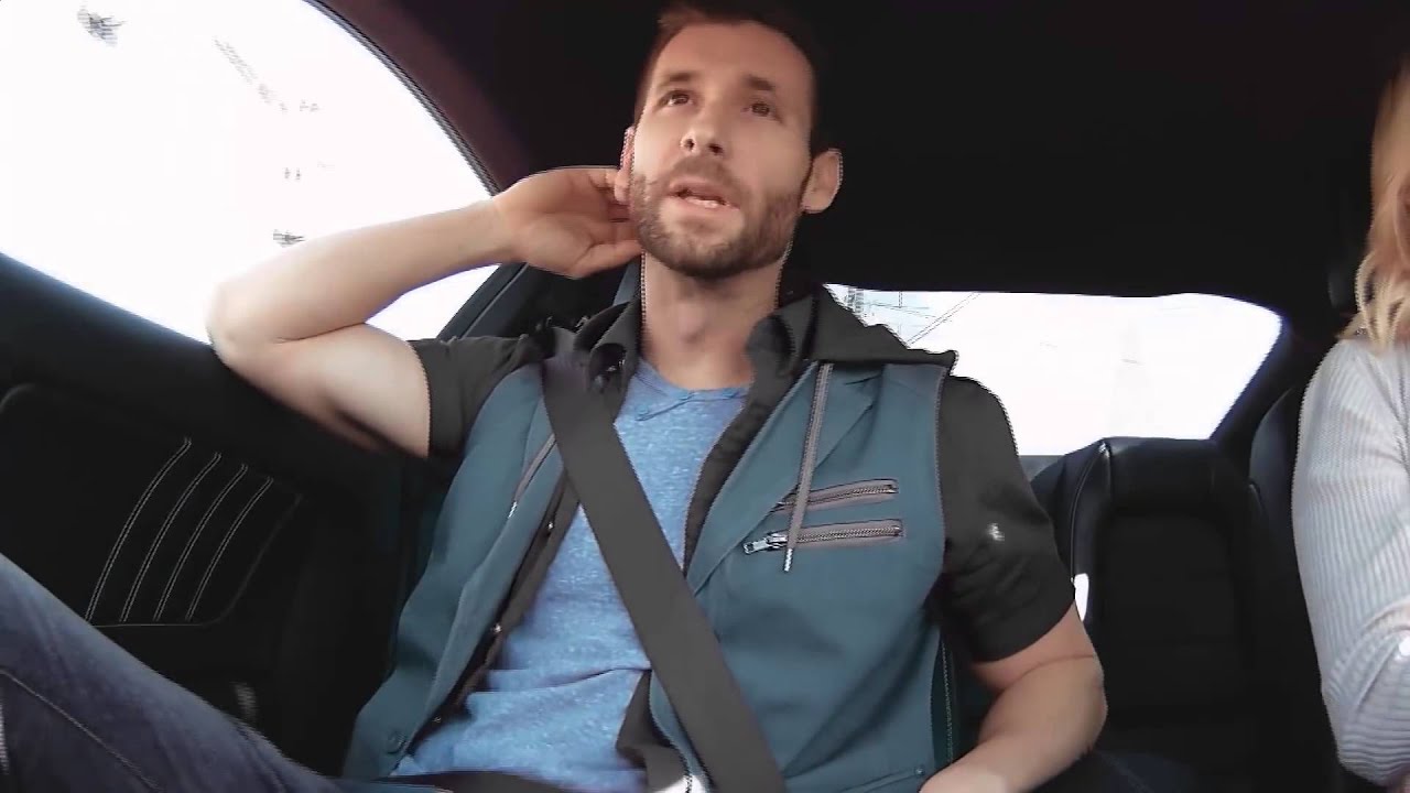 Speed Dating Prank with Sexy Blonde and Ford Mustang