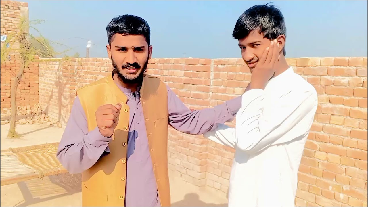 enjoy time sweet lovely cousin Hafiz Zia Multan and yousaf jhang alaa plz sport me and love you too 