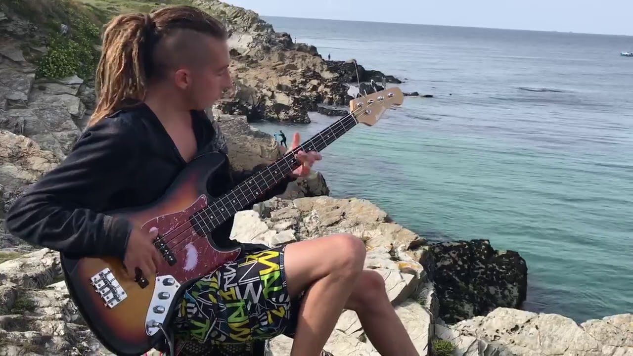 Dr Funk playing bass in Newquay - August 2019