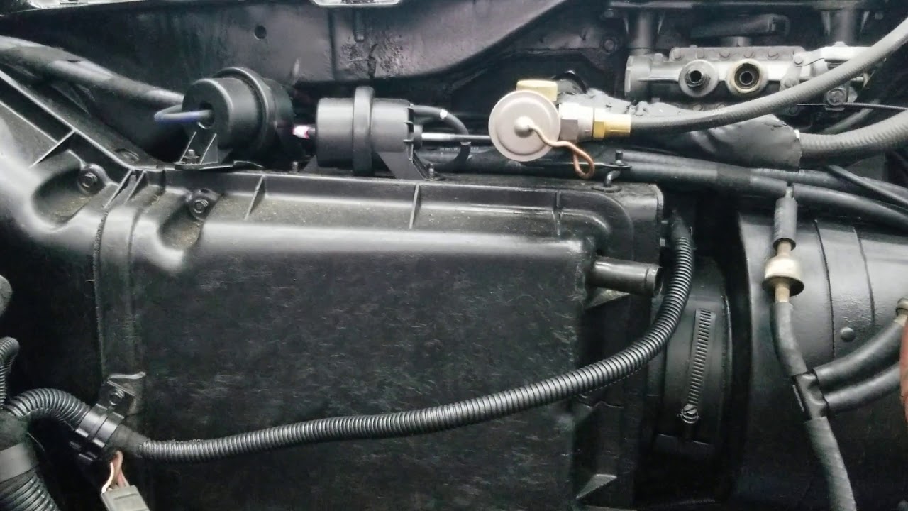 Testing vacuum lines and actuators. 65 Lincoln (Driving Dreams)