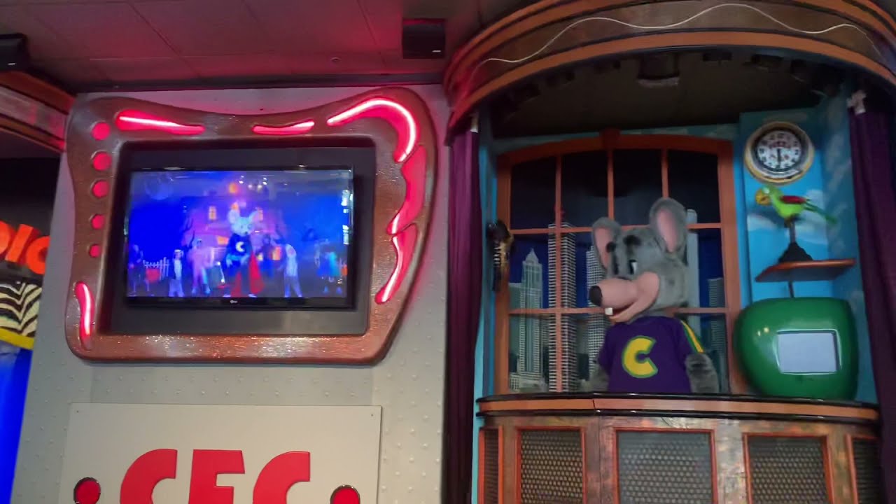 Chuck E. Cheese’s South Dade - Chuck E’s Haunted House Party Live Show + Countdown (2021)
