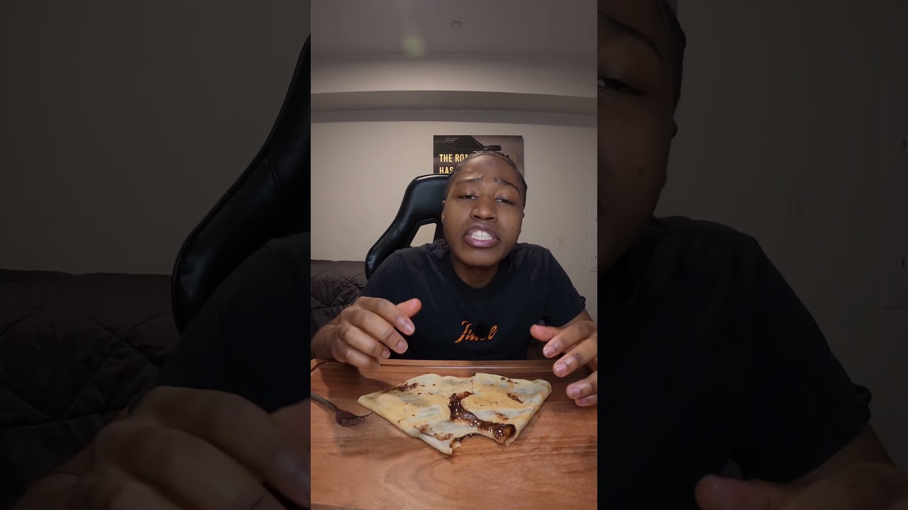 Отзыв о парижской блинной в Бруклине. Я заказала блинчик с нутеллой. Отлично! 😋