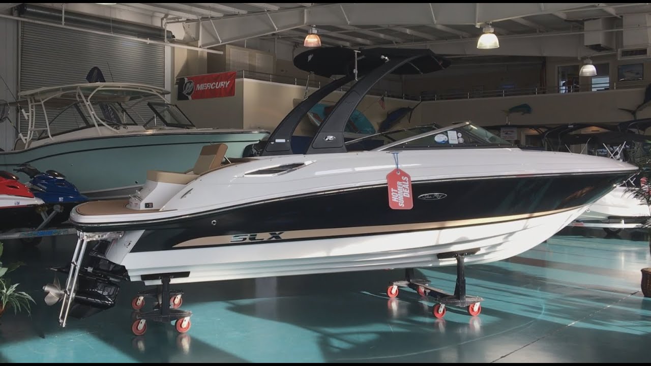 2016 Sea Ray 230 SLX For Sale at MarineMax Panama City
