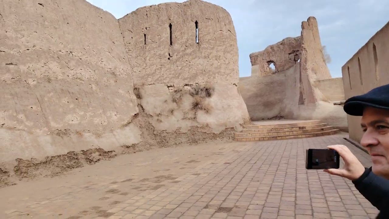 Катта Гульдурсун.