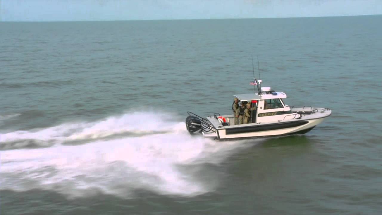 Boston Whaler 27' Vigilant