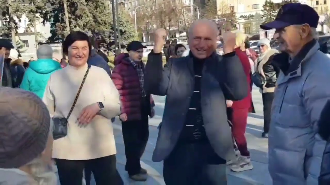 1 марта 2026  А Я НЕСУ ТЕБЕ ЦВЕТЫ # танцыхарьков #kharkiv 